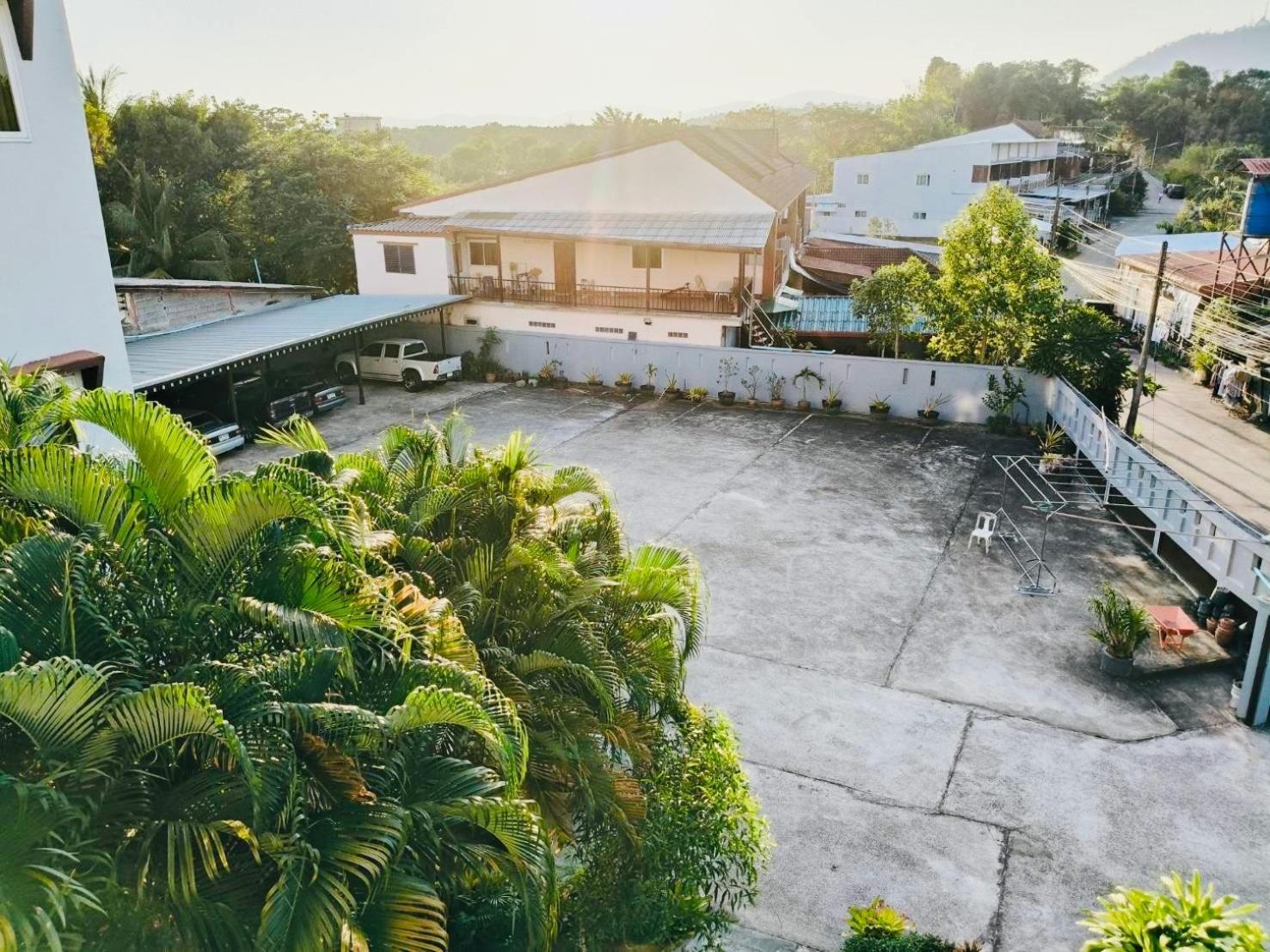 Siray House Aparthotel Phuket Exterior foto